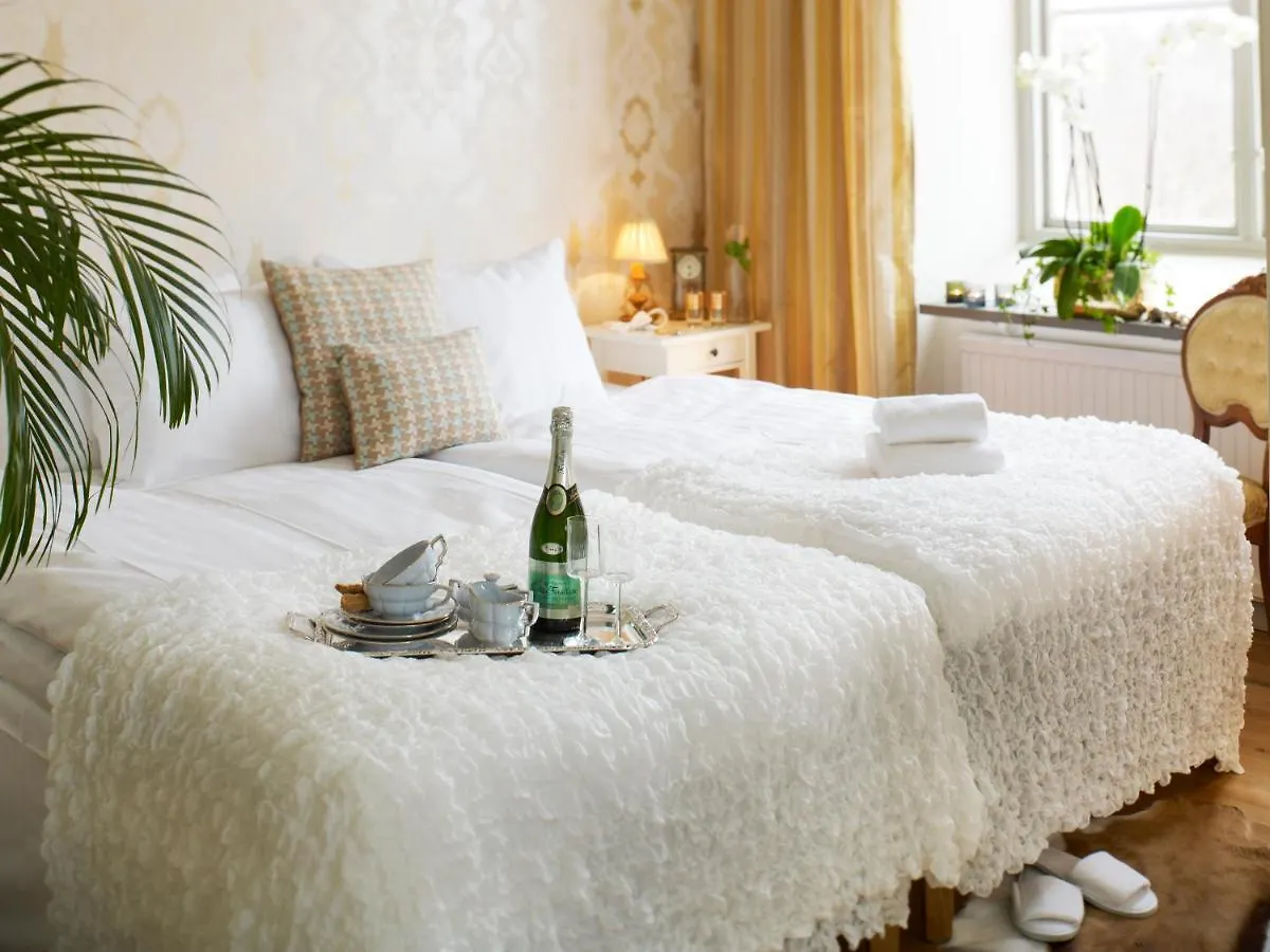 Rosersbergs Slottshotell Hotel Rosersberg